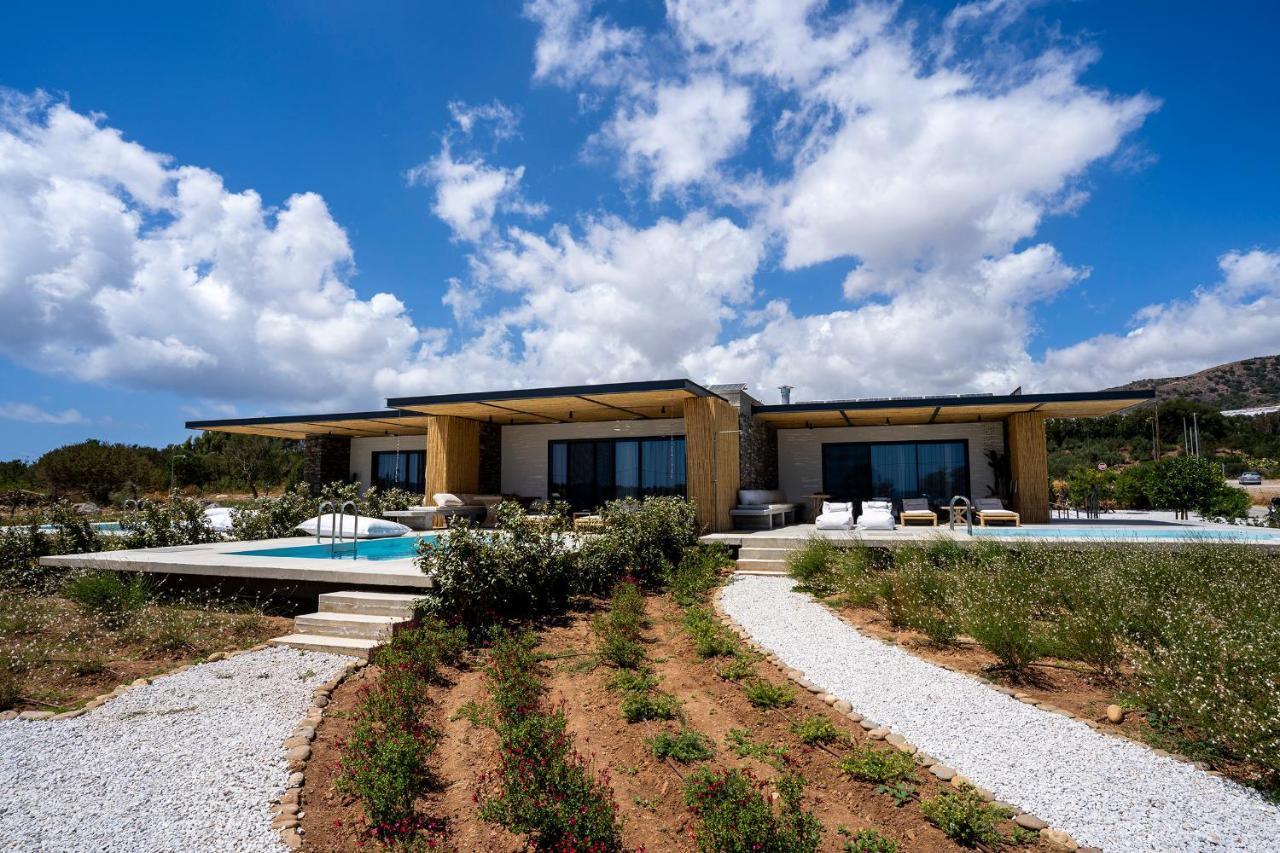 Akra Grammeno Beachfront Villas Palaiochora Exterior foto